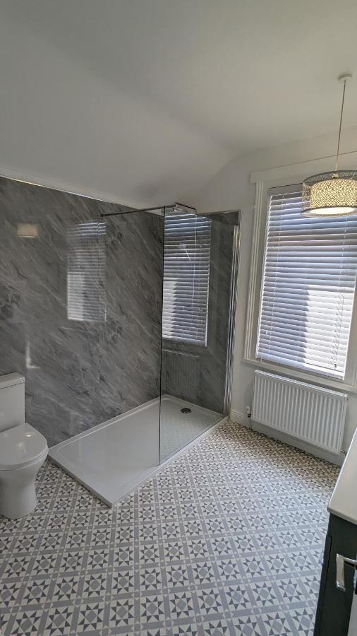 Seaside Escapes - With Relaxing Hot Tub! Scarborough Exterior foto